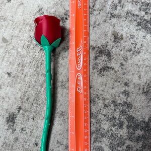 Red Rose with Green Stem - 3D printed single rose
